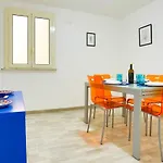 Guesthost - Lungomare Trieste With Terrace דירה סלרנו