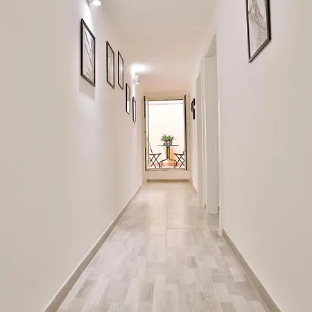 Lungomare Trieste With Terrace Apartment Salerno